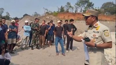 Empat Kali Demo Belum Tuntas, Warga Bendungan Desak Kandang Ayam di relokasi 